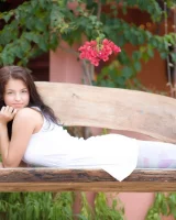 18 Only Girls - 14-014