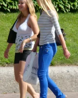 Style Street Photography - 06-dsc02445