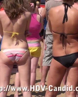 Style Street Photography - 45-beach11-18