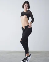 Hegre Art - 19-ariel-getting-naked-19-10000px