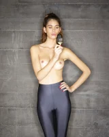 Hegre Art - 14-victoriarsuckinginspandexbyjon_2013-10-26_014xxxxxl