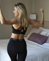 Mpl Studios - 26-cara-mell-start-moving-0027