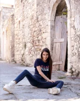 Mpl Studios - 21-leona-mia-postcard-from-crete-0022