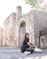 Mpl Studios - 27-leona-mia-postcard-from-crete-0028