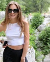 Mpl Studios - 01-stefani-postcard-from-slovenia-0002