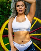 Skin Tight Glamour - 19-00190020