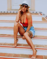 Skin Tight Glamour - 18-00180018