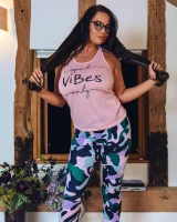 Skin Tight Glamour - 18-00180018