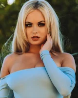 Skin Tight Glamour - 18-00180018