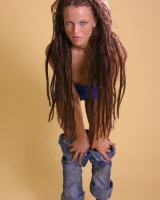 Tight Clothes - 25-casting-jeans-025