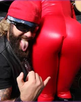 Touch Your Toes - 15-1-015