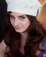 We Are Hairy - 06-MelanieKate_PaintingPlay_006