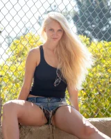 Zishy - 21-full_121-539070IMG_4137