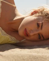 Zishy - 16-full_16_12289830024205