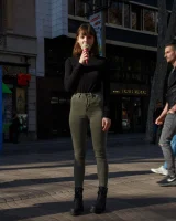 Zishy - 17-full_022_120037133646000