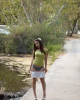 Zishy - 09-full_0187