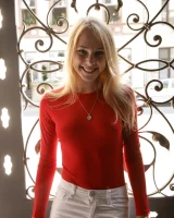 Zishy - 08-full_008_0049492218438408