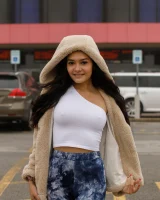 Zishy - 07-full_011_1422320738573278