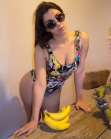 Zishy - 20-full_020-rP1100499