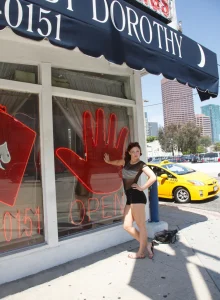 Hot tasty chick has sexy ass in tight black jeans shorts